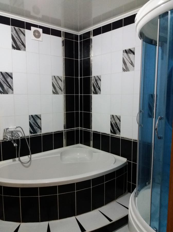 3-К Квартира Appartamento Ivano-Frankivs'k Esterno foto